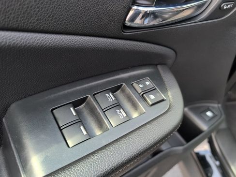 Used 2023 Honda Ridgeline RTL-E image 10