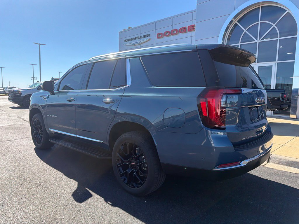 Used 2026 GMC Yukon Elevation AWD/4WD image 3