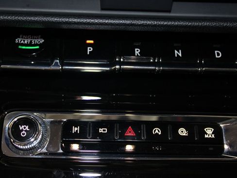 Used 2024 Lincoln Corsair AWD w/ Equipment Group 101A image 51