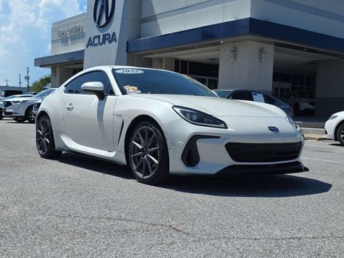 Used 2022 Subaru BRZ Limited RWD image 2