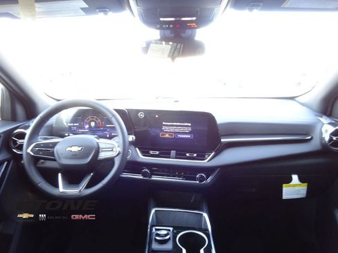 New 2026 Chevrolet Equinox LT FWD image 23