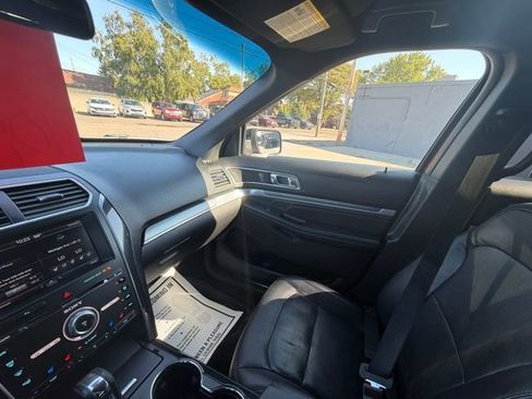 Used 2016 Ford Explorer Sport w/ Equipment Group 401A AWD/4WD image 35