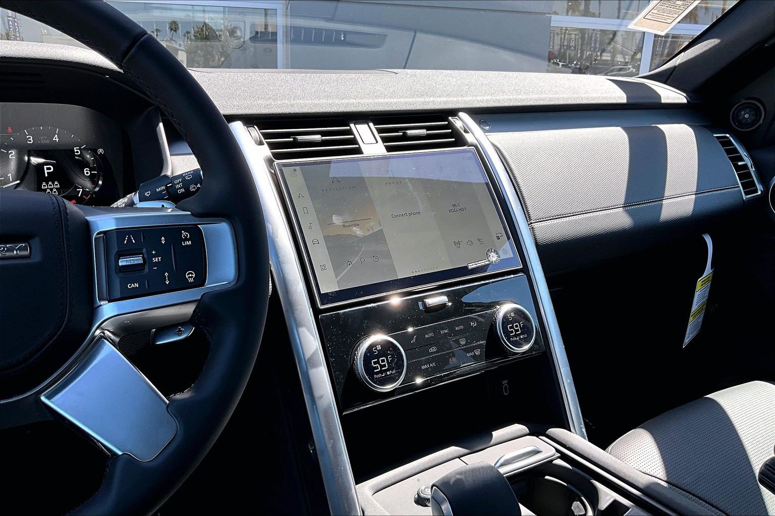 New 2026 Land Rover Discovery Dynamic SE AWD/4WD image 7