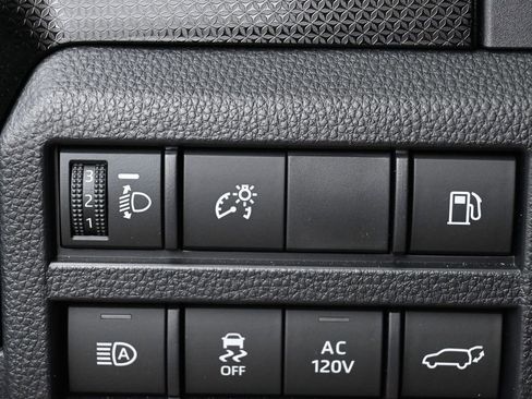 Used 2025 Toyota 4Runner Limited image 17