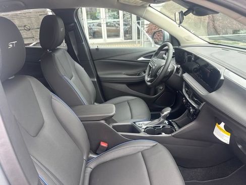 New 2026 Buick Encore GX Sport Touring w/ Comfort Package AWD/4WD image 26