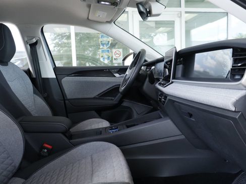 Certified 2026 Volkswagen Tiguan S FWD image 21