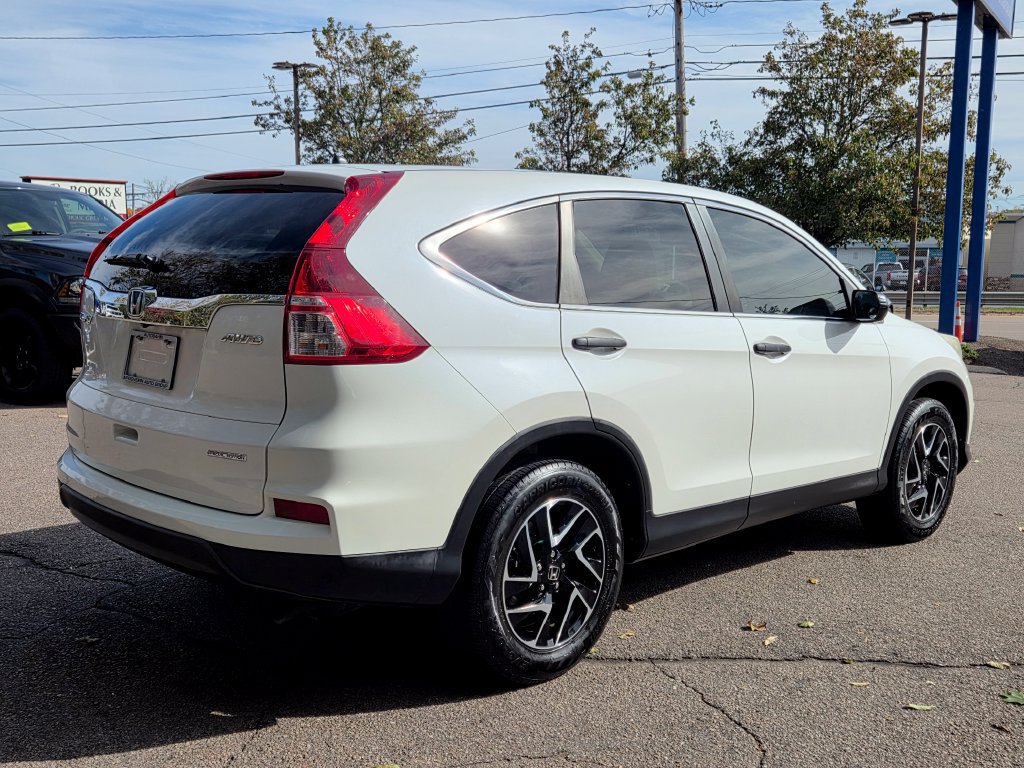 Used 2016 Honda CR-V SE image 6