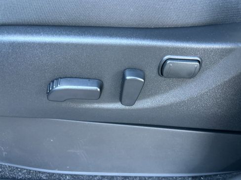 New 2026 Nissan Frontier SV image 22