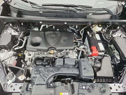 Used 2024 Toyota RAV4 XLE image 21