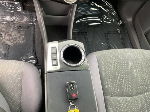 Used 2012 Toyota Prius V Two image 22