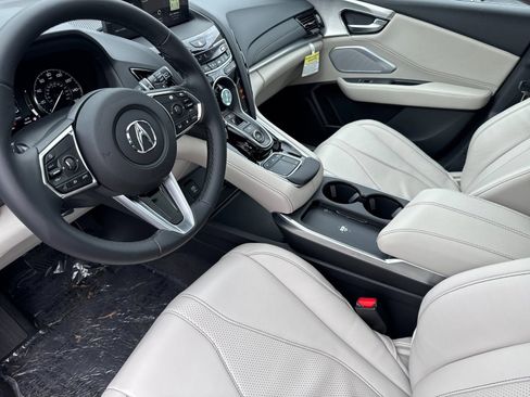 New 2025 Acura RDX w/ Technology Package image 9