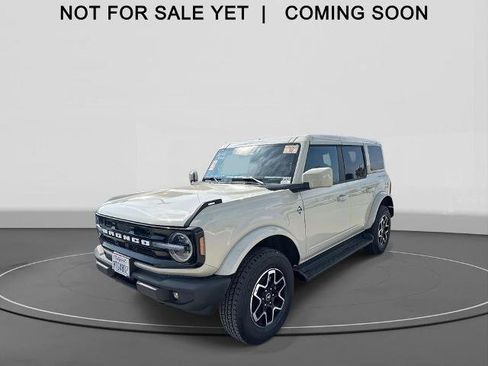 Certified 2025 Ford Bronco Outer Banks image 1