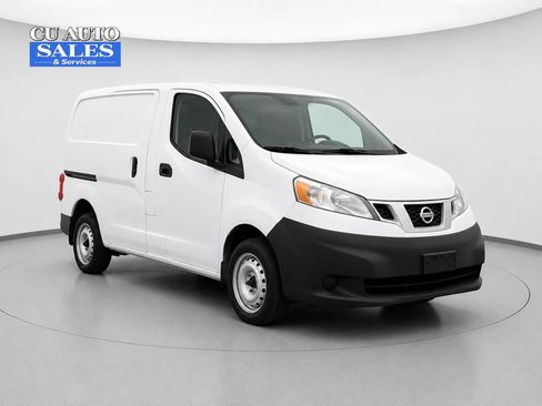 Used 2015 Nissan NV200 S FWD image 1