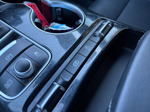 Used 2022 Kia Stinger GT-Line image 24