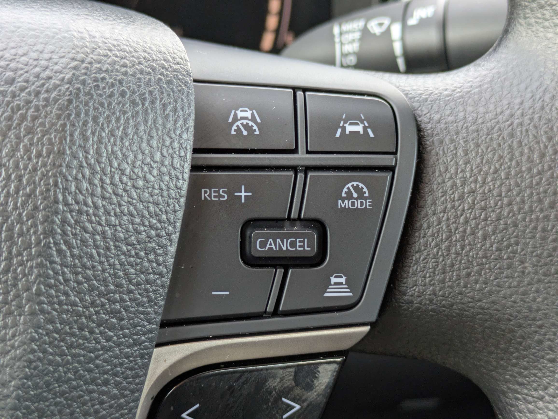 Used 2026 Toyota Camry LE FWD image 22