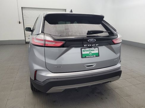 Used 2024 Ford Edge SEL image 6