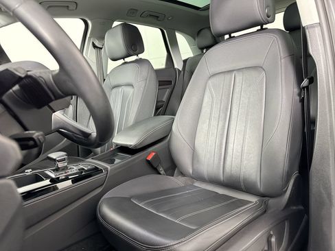 Used 2023 Audi Q5 2.0T Premium Plus w/ Premium Plus Package AWD/4WD image 25