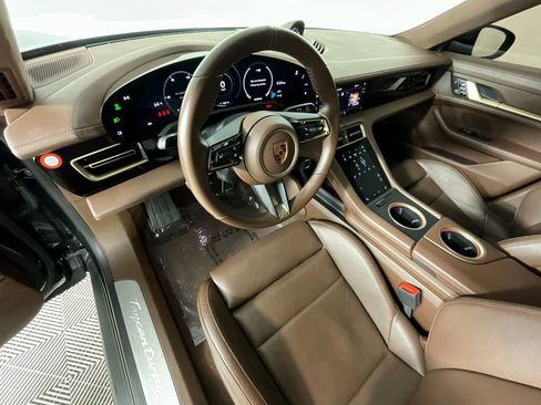Used 2020 Porsche Taycan Turbo image 15