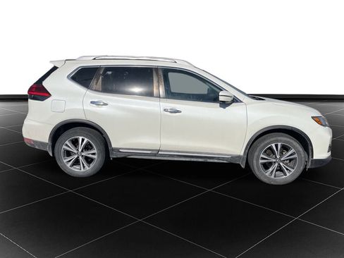 Used 2017 Nissan Rogue SL w/ SL Premium Package image 6