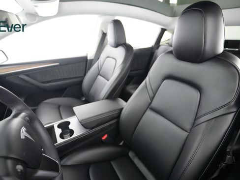 Used 2024 Tesla Model Y Performance AWD/4WD image 4