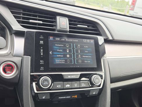 Used 2018 Honda Civic Touring image 27