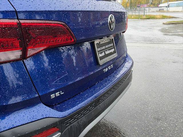 Used 2024 Volkswagen Taos SEL AWD/4WD image 14