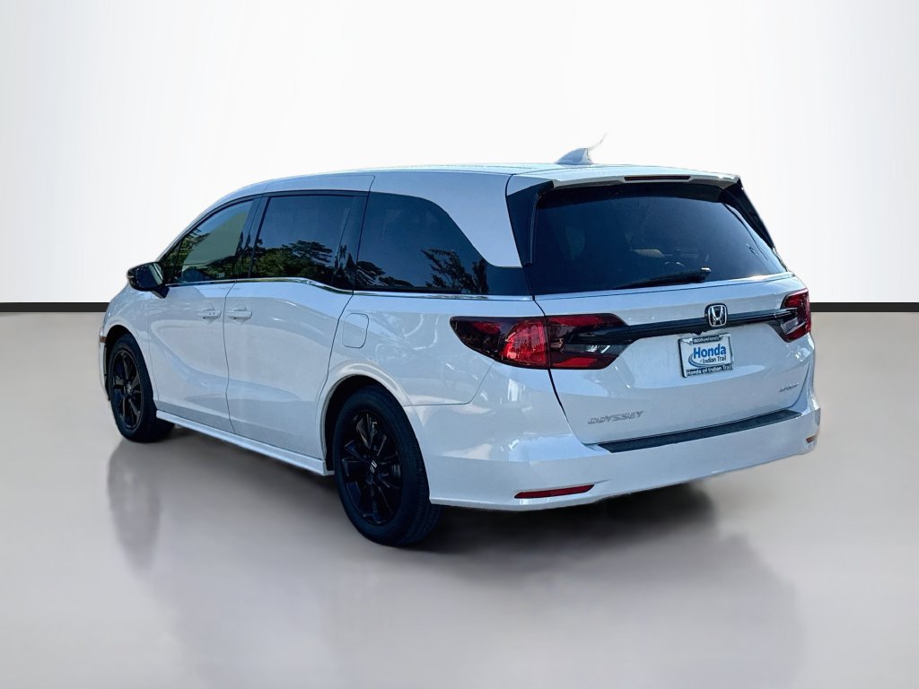 Used 2023 Honda Odyssey Sport image 5