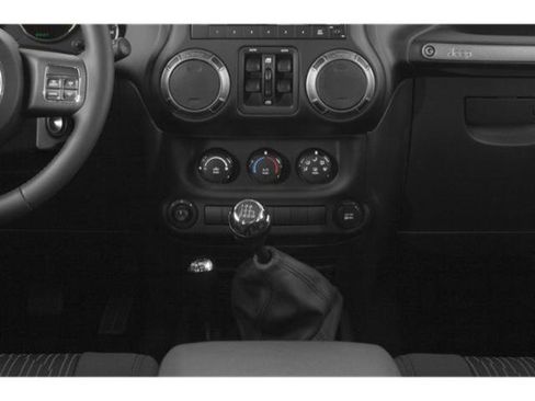Used 2018 Jeep Wrangler Unlimited Sport S AWD/4WD image 14