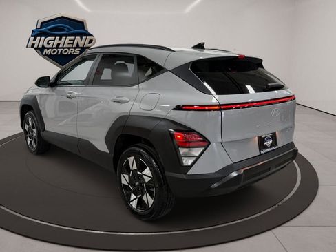 Used 2025 Hyundai Kona SEL image 4