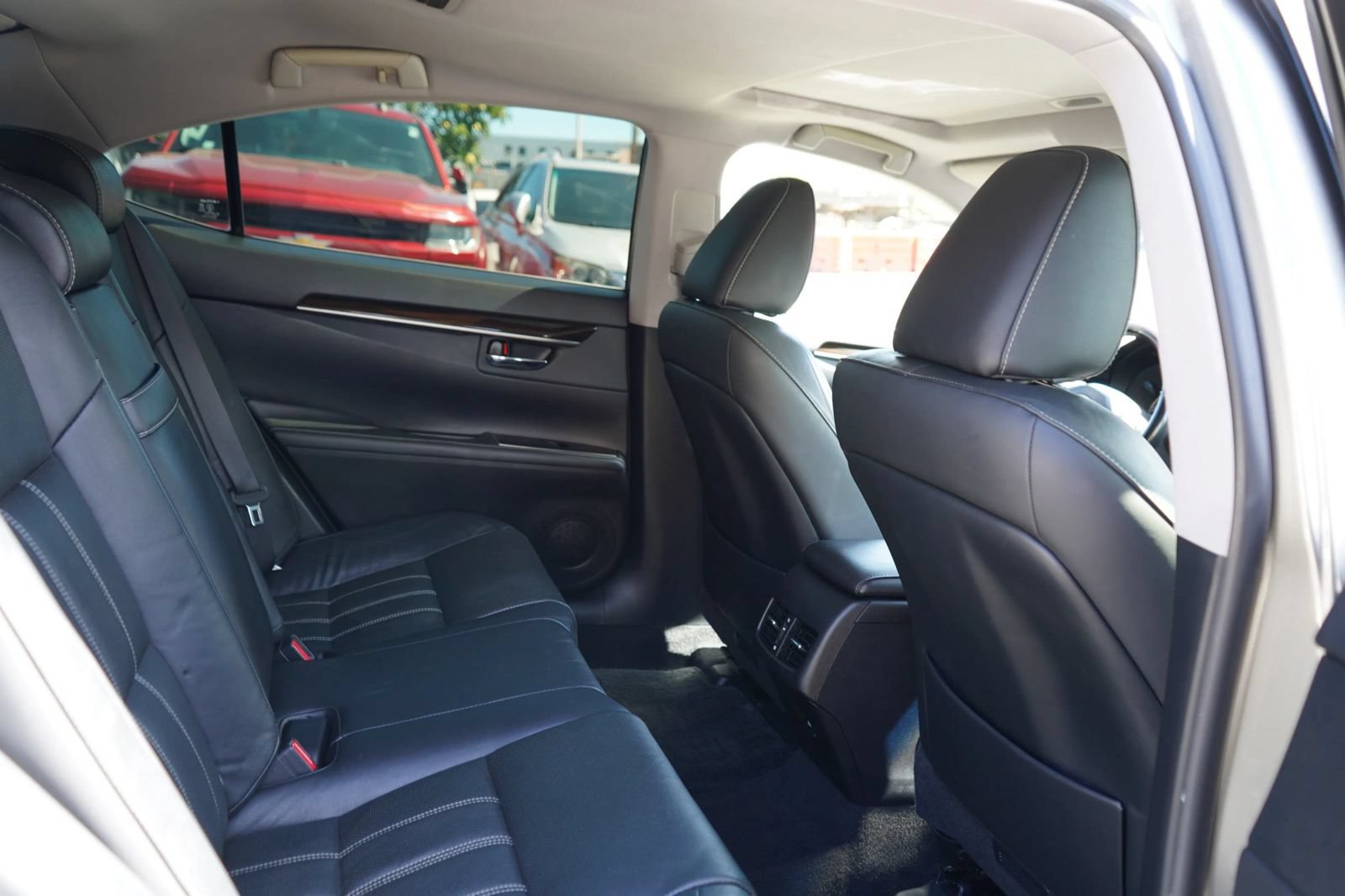 Used 2016 Lexus ES 350 FWD image 19