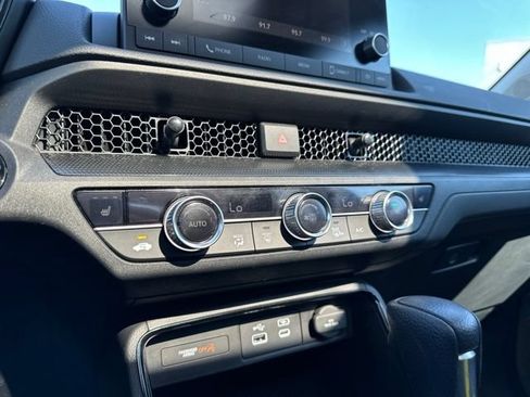 Used 2024 Honda CR-V EX image 27