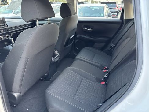 Certified 2025 Honda HR-V LX image 9