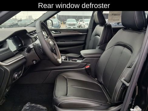 New 2025 Jeep Grand Cherokee L Limited w/ Luxury Tech Group II image 11