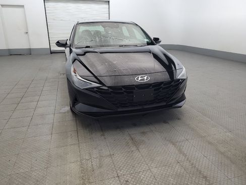 Used 2023 Hyundai Elantra SEL w/ Cargo Package FWD image 14
