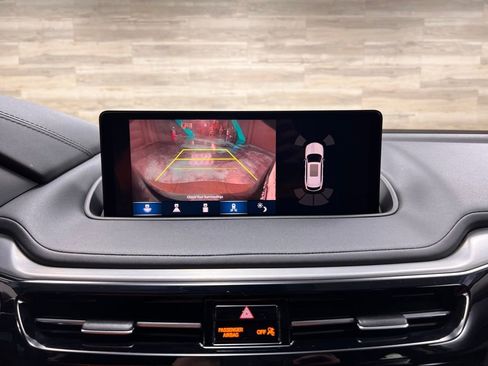 Used 2023 Acura MDX SH-AWD w/ Technology Package image 9