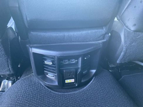 Used 2024 RAM 2500 Laramie image 16