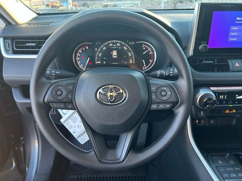 Used 2025 Toyota RAV4 XLE image 10