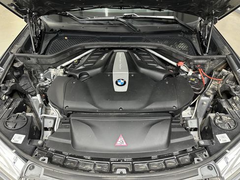 Used 2014 BMW X5 xDrive50i image 7