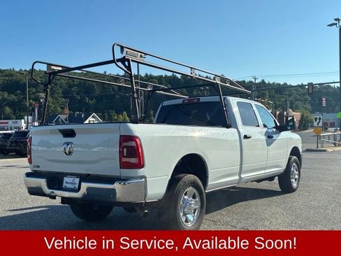 Used 2024 RAM 2500 Tradesman w/ Chrome Appearance Group AWD/4WD image 7