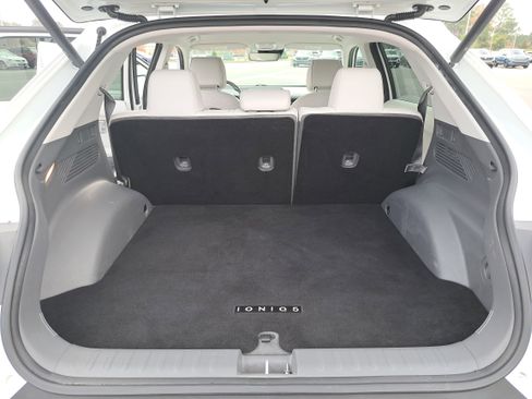 Used 2022 Hyundai Ioniq 5 SEL image 12