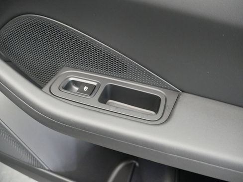 Certified 2026 Porsche Macan 4 Electric AWD/4WD image 25