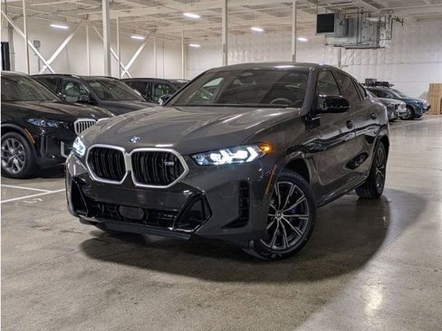 New 2026 BMW X6 M60i w/ Climate Comfort Package image 1