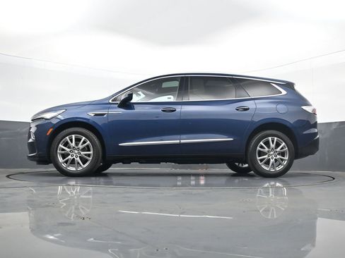 Used 2023 Buick Enclave Premium w/ Experience Buick Package FWD image 29
