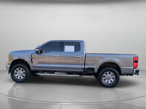 Certified 2024 Ford F250 Lariat w/ Chrome Package AWD/4WD image 18