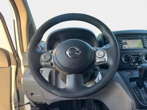 Used 2017 Nissan NV200 SV w/ Technology Package FWD image 13