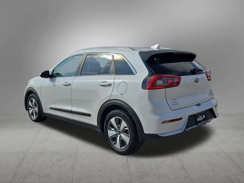 Used 2018 Kia Niro LX image 4