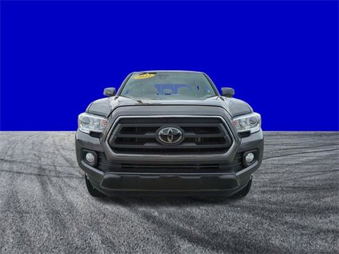 Used 2022 Toyota Tacoma SR5 image 9