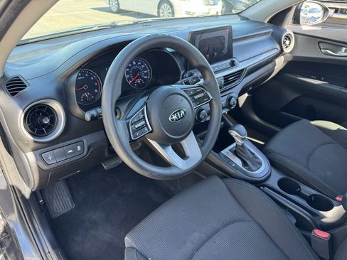 Used 2020 Kia Forte LXS image 24