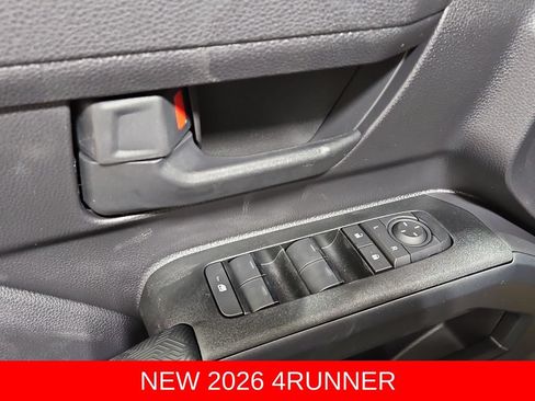 New 2026 Toyota 4Runner SR5 AWD/4WD image 8