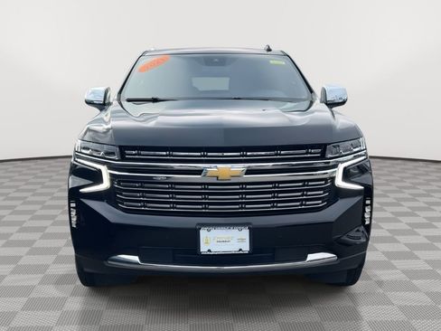 Used 2024 Chevrolet Suburban Premier AWD/4WD image 2